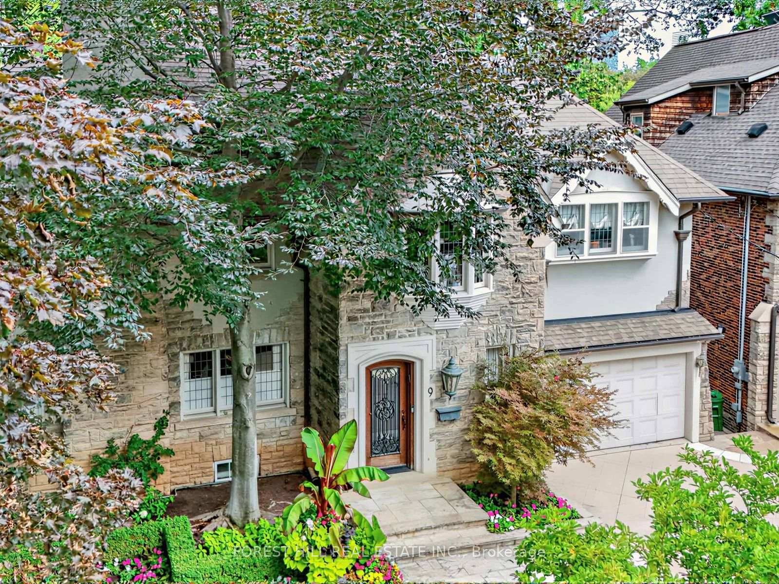 Photo 2 of 9 Ormsby Crescent, Toronto, Forest Hill South — HOMEH