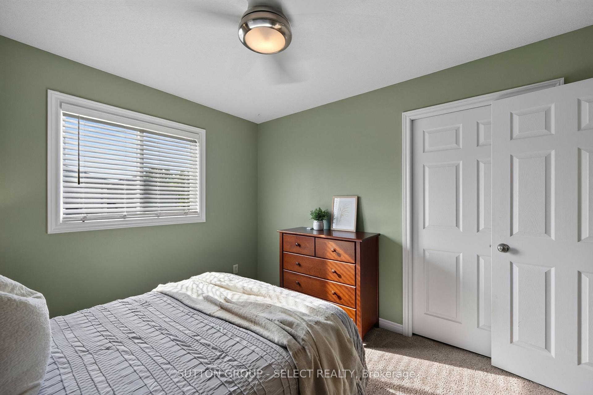 Photo 22 of 3 Fieldstone Crescent N, Middlesex Centre, Komoka — HOMEH
