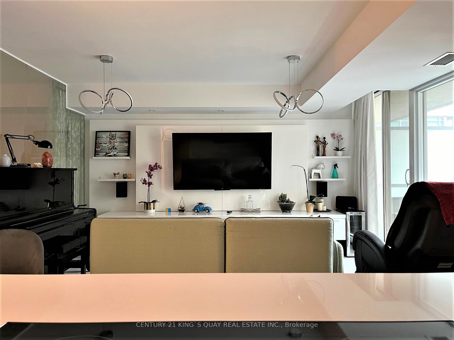 Photo 7 of Unit 516, 1 Bedford Road, Toronto, The Annex — HOMEH