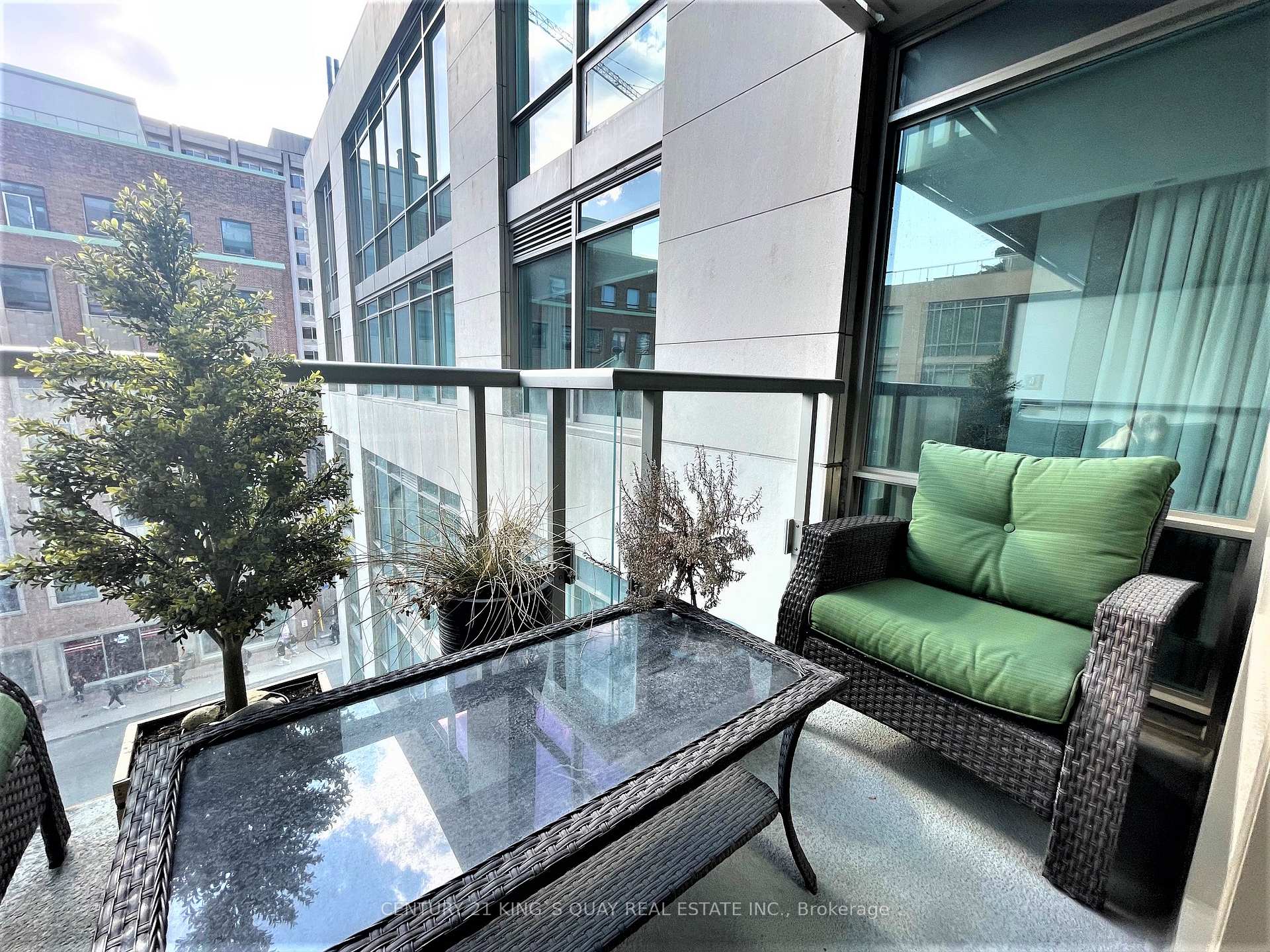 Photo 8 of Unit 516, 1 Bedford Road, Toronto, The Annex — HOMEH