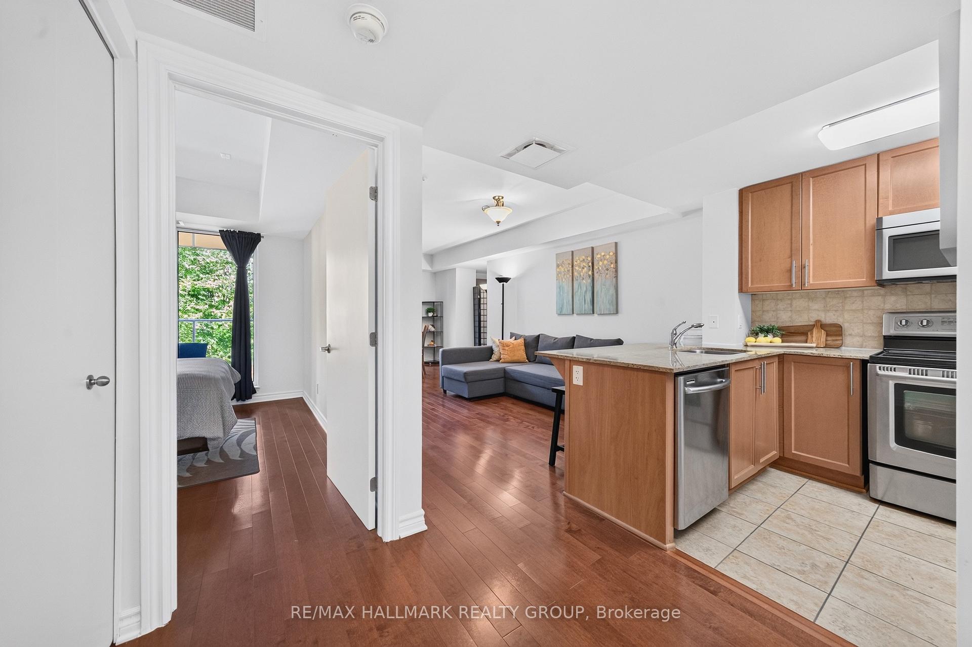 Photo 6 of Unit 320, 250 Lett Street, Ottawa, West Centre Town — HOMEH