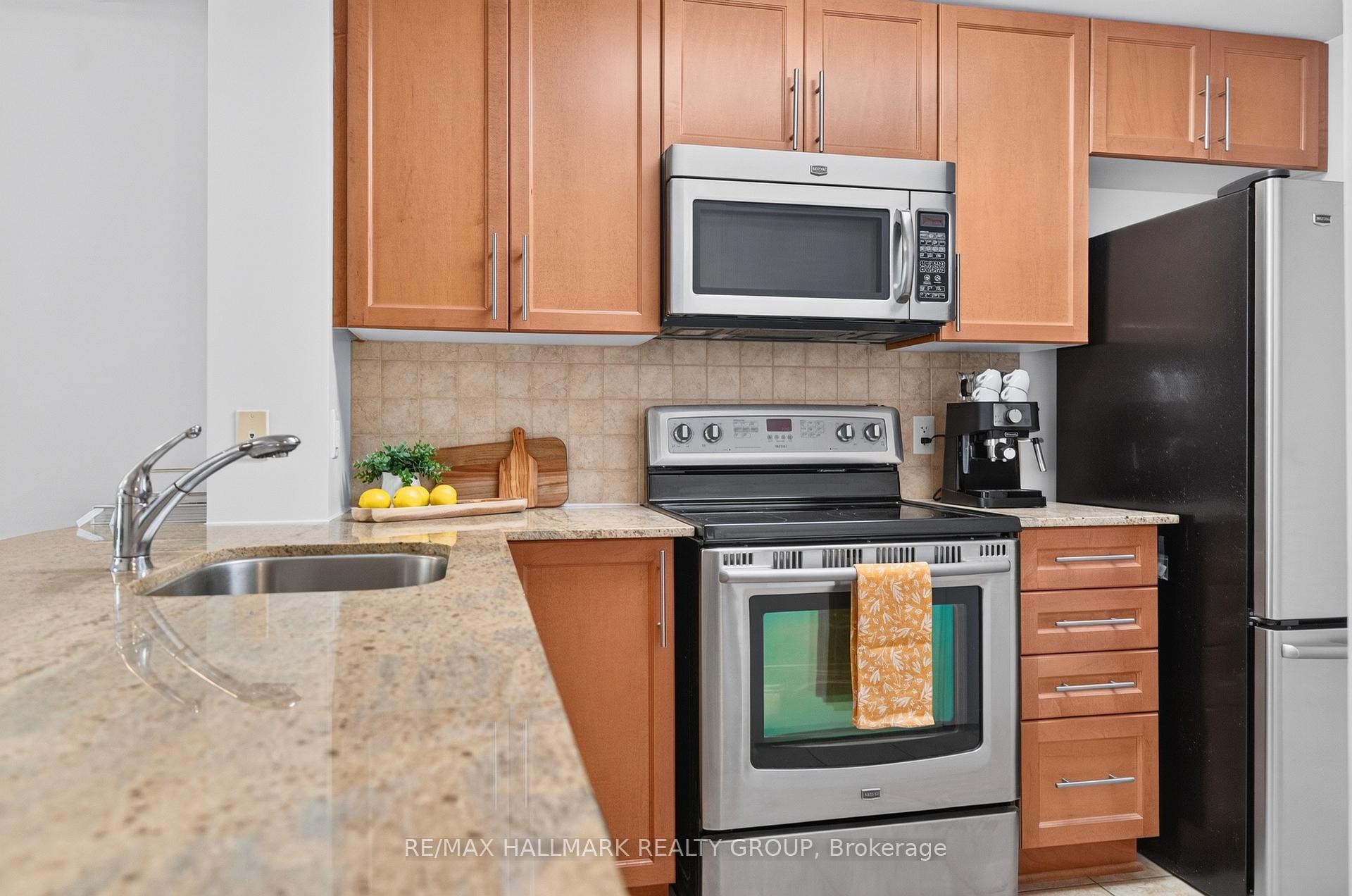 Photo 18 of Unit 320, 250 Lett Street, Ottawa, West Centre Town — HOMEH