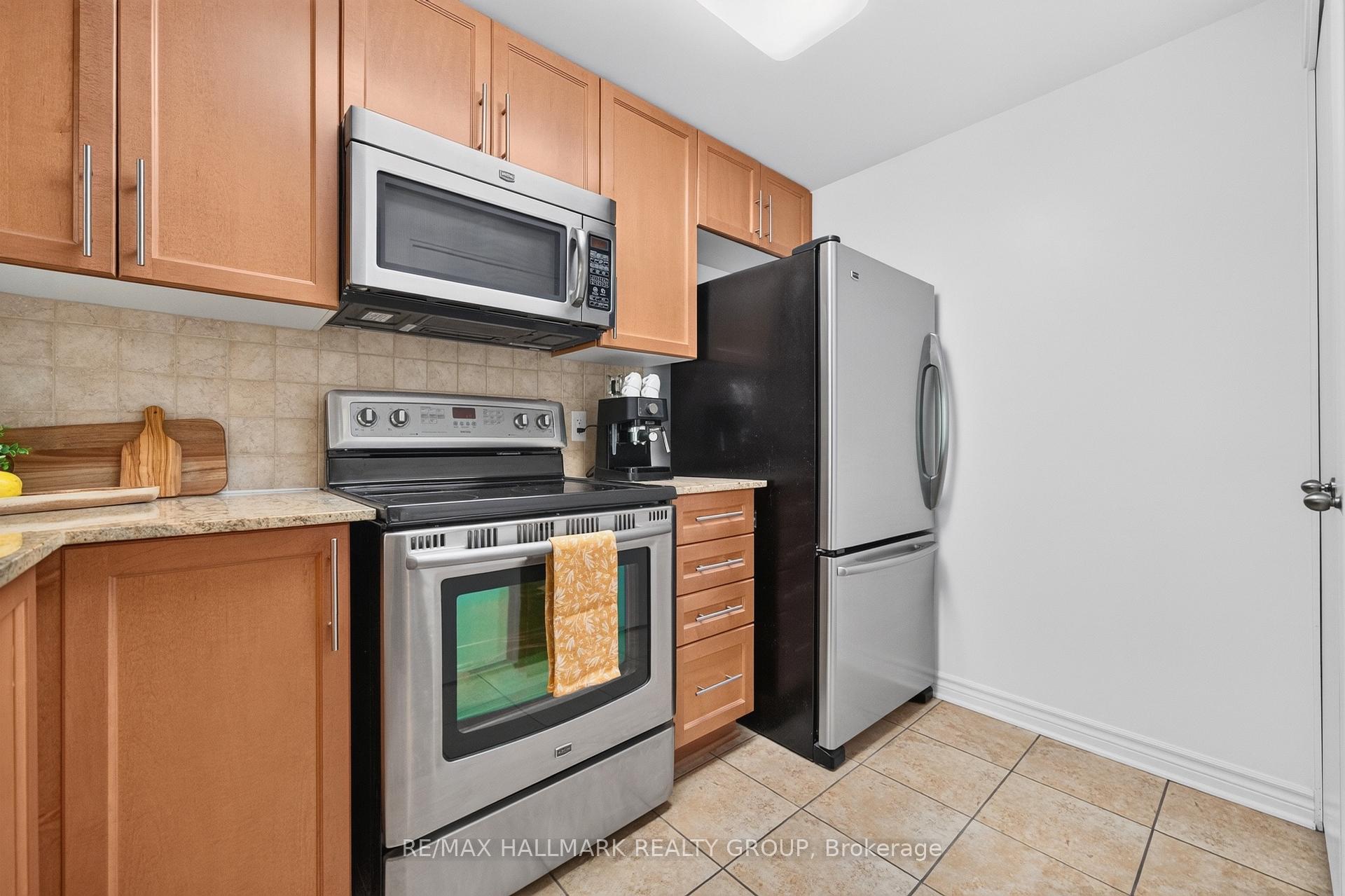 Photo 17 of Unit 320, 250 Lett Street, Ottawa, West Centre Town — HOMEH