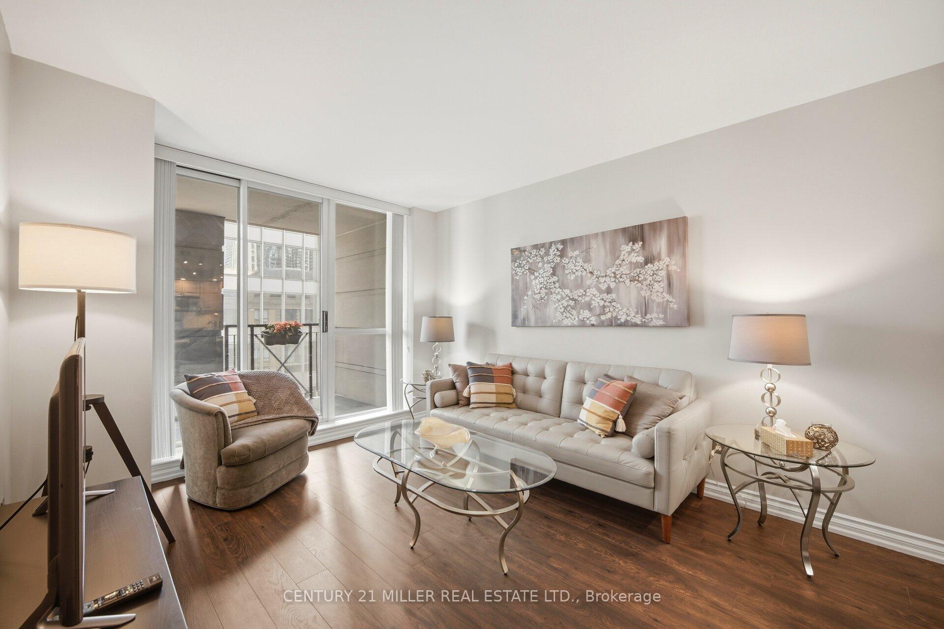 Photo 15 of Unit 12, 140 Simcoe Street, Toronto, Waterfront Communities — HOMEH