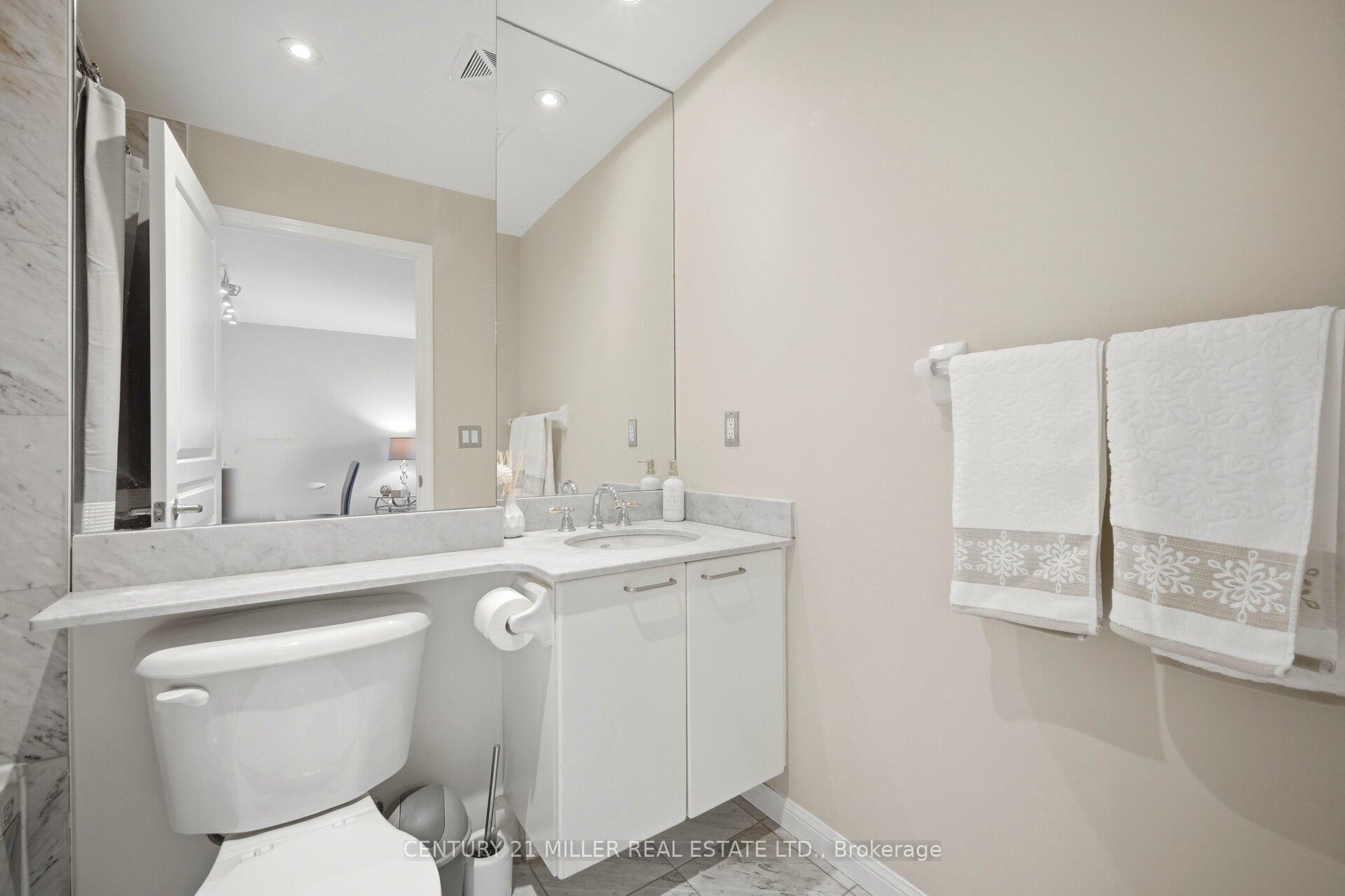 Photo 22 of Unit 12, 140 Simcoe Street, Toronto, Waterfront Communities — HOMEH