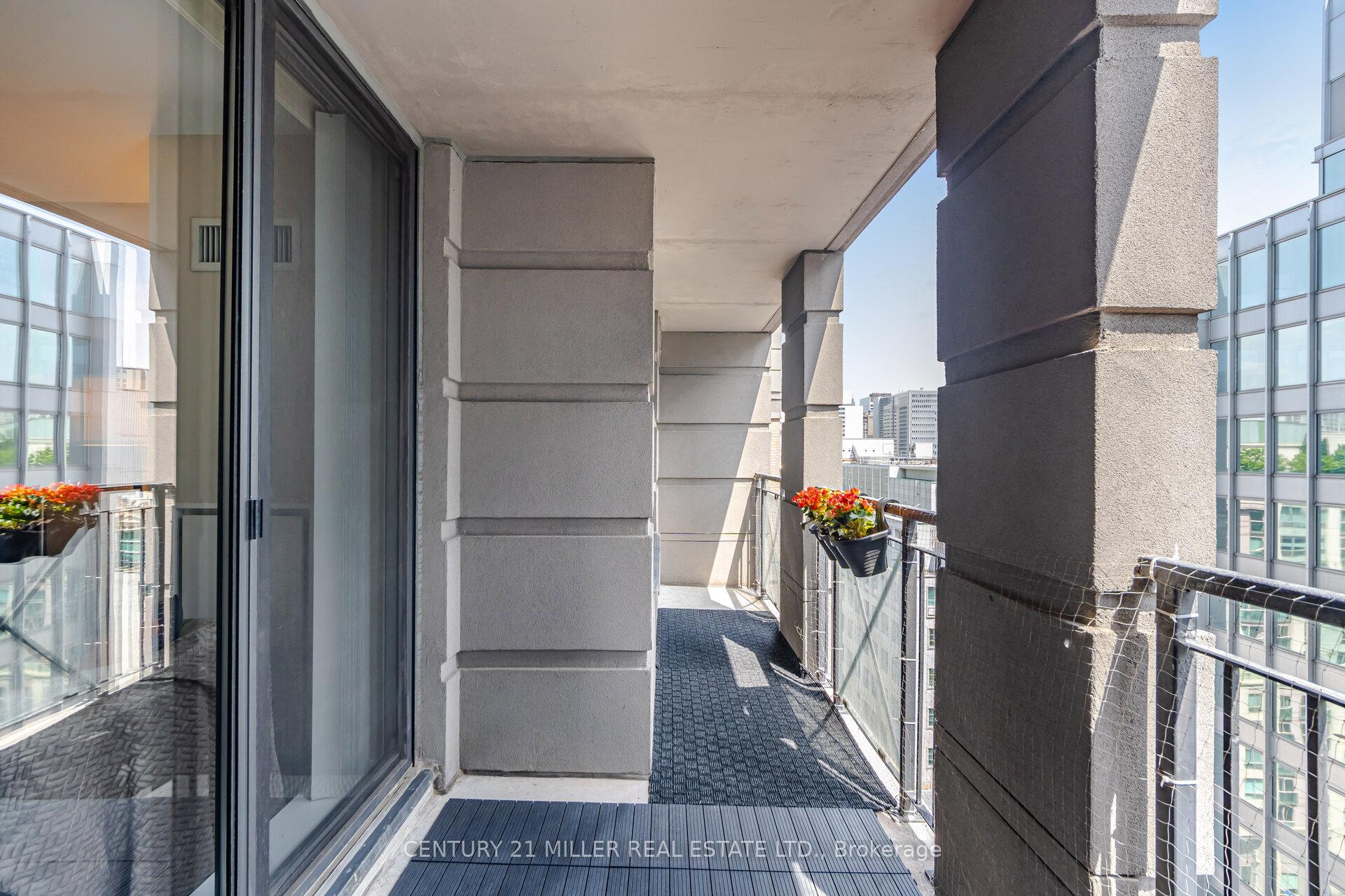 Photo 26 of Unit 12, 140 Simcoe Street, Toronto, Waterfront Communities — HOMEH
