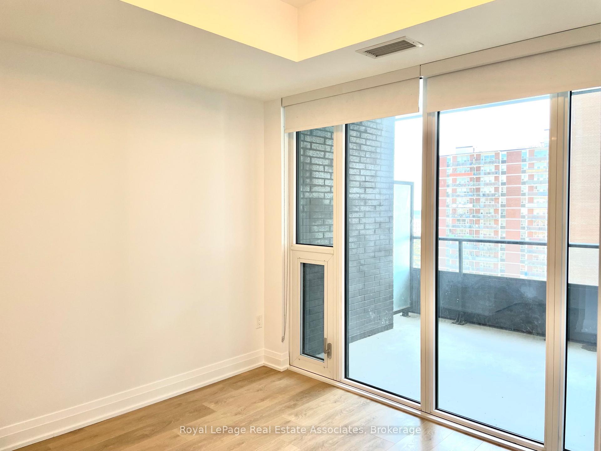Photo 19 of Unit 917, 21 Park Street E, Mississauga, Port Credit — HOMEH