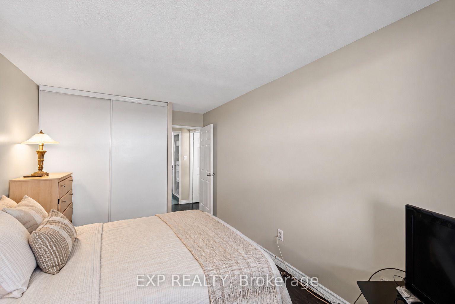 Photo 18 of Unit 1108, 10 Dean Park Road, Scarborough, Rouge — HOMEH