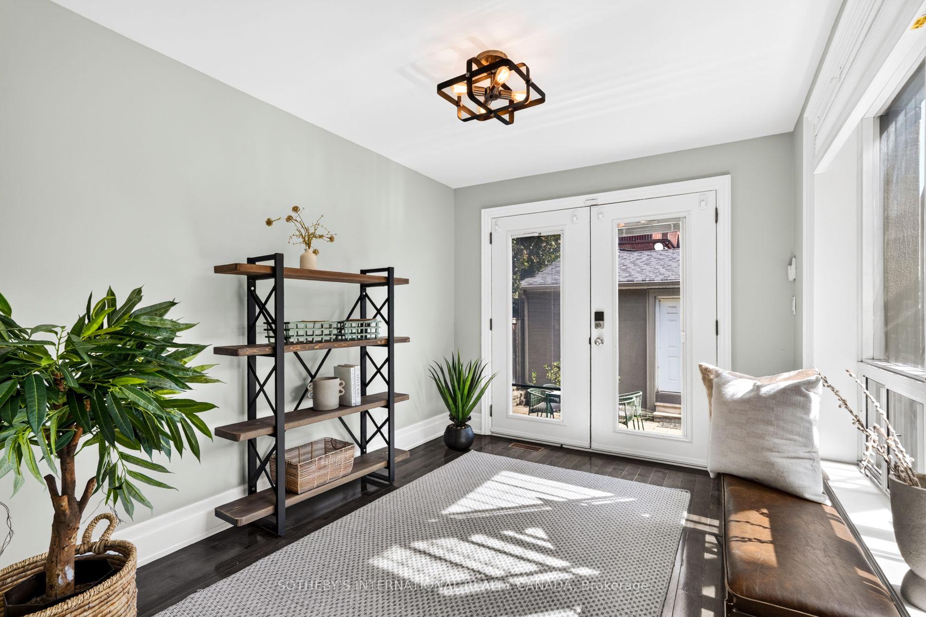 Photo 10 of 33 Beatrice Street, Toronto, Trinity-Bellwoods — HOMEH