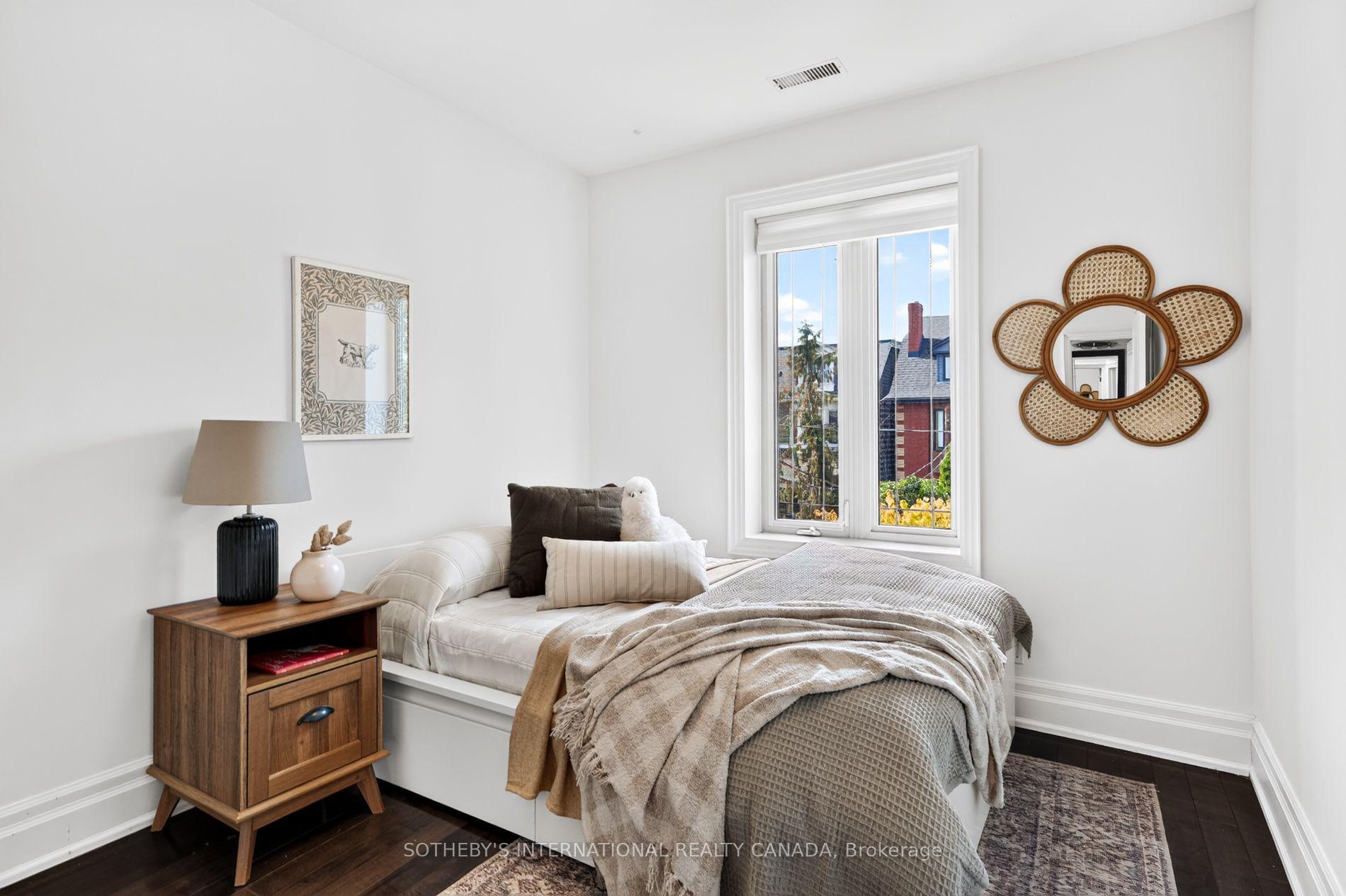 Photo 23 of 33 Beatrice Street, Toronto, Trinity-Bellwoods — HOMEH