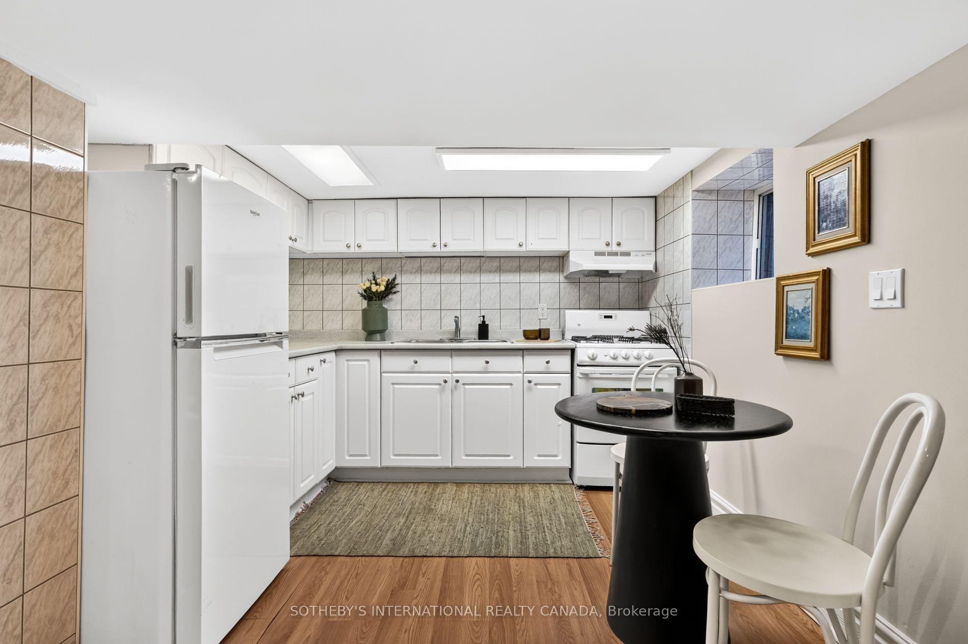 Photo 35 of 33 Beatrice Street, Toronto, Trinity-Bellwoods — HOMEH