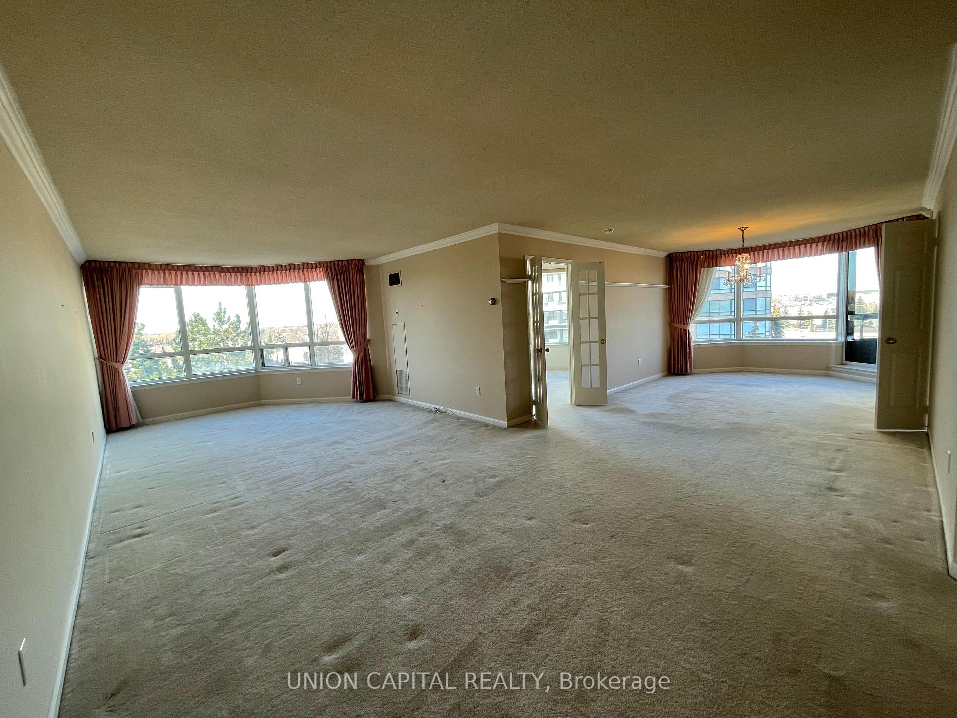Photo 5 of Unit 515, 610 Bullock Drive, Markham, Bullock — HOMEH