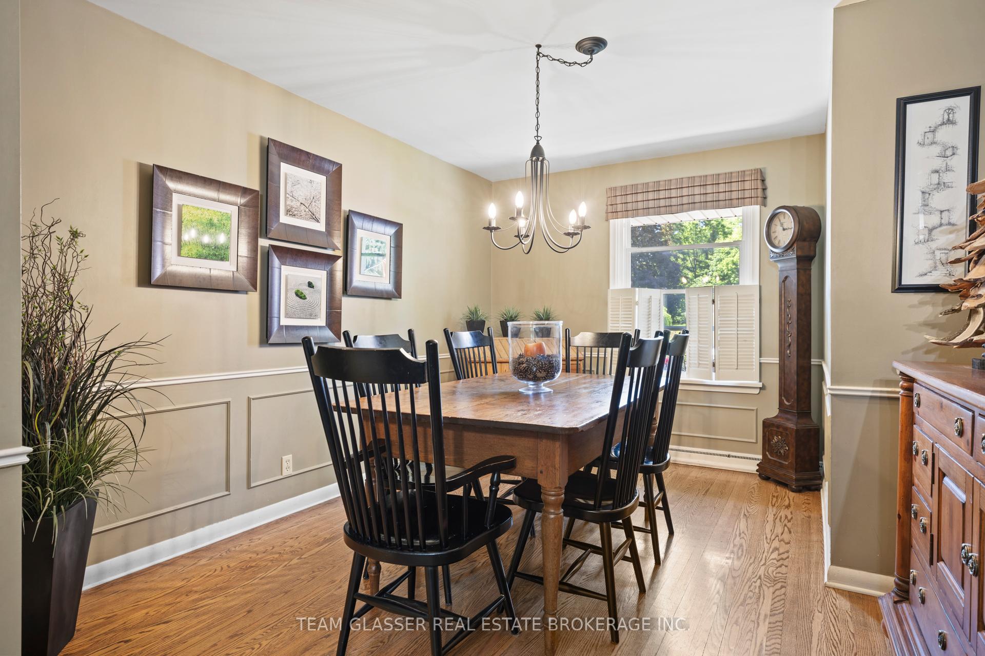 Photo 8 of 20 Parkview Drive, St. Thomas — HOMEH