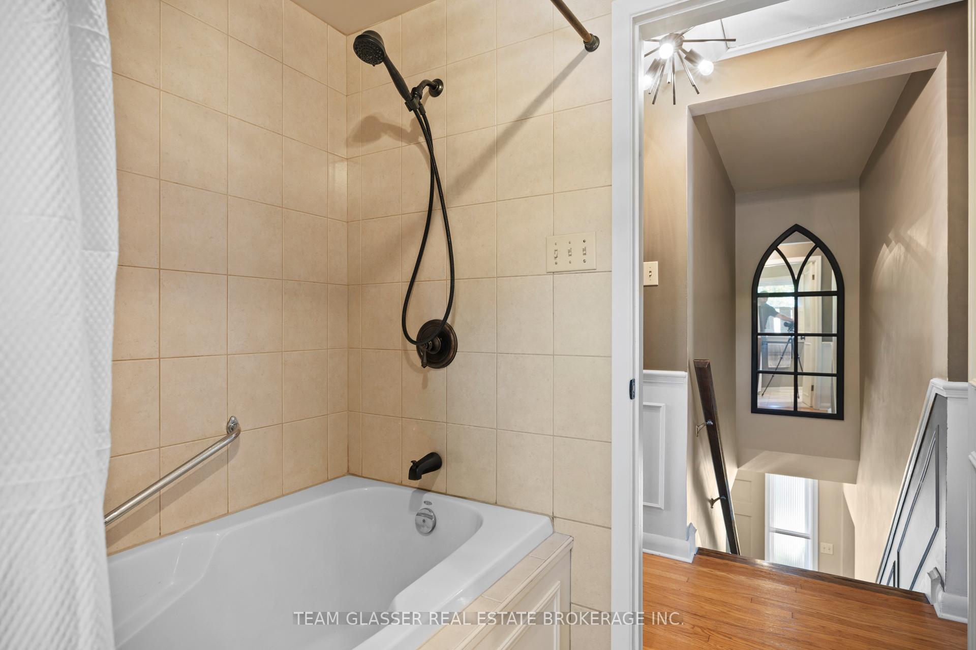 Photo 20 of 20 Parkview Drive, St. Thomas — HOMEH