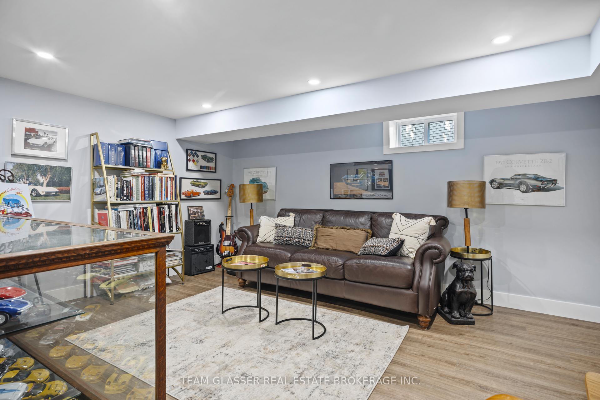 Photo 28 of 20 Parkview Drive, St. Thomas — HOMEH