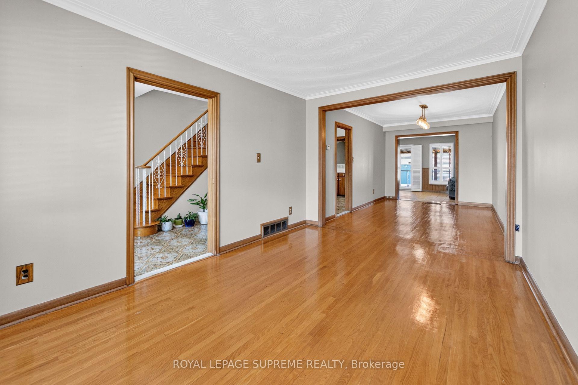 Photo 8 of 158 Aileen Avenue, Toronto, Keelesdale-Eglinton West — HOMEH