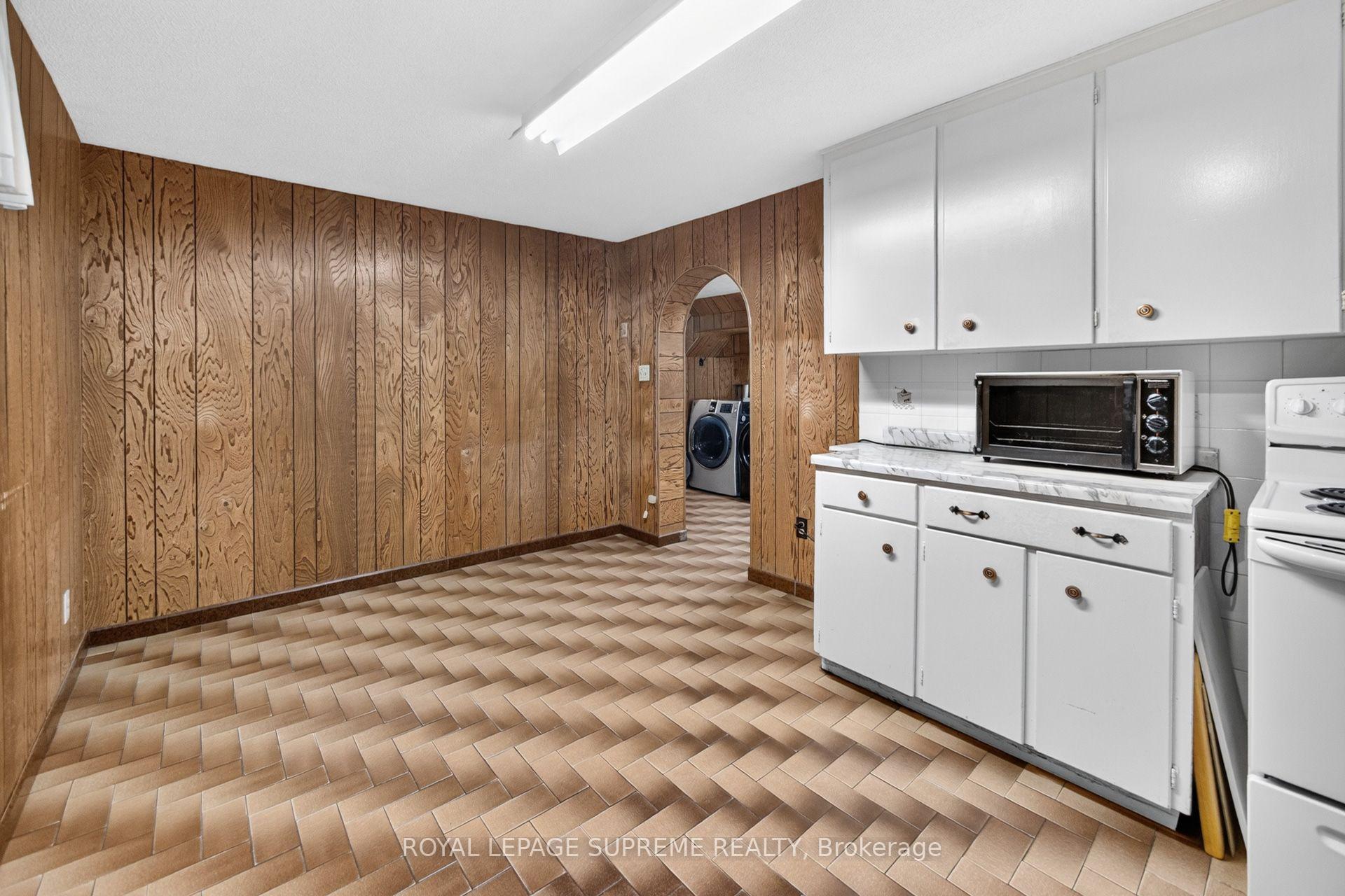 Photo 38 of 158 Aileen Avenue, Toronto, Keelesdale-Eglinton West — HOMEH