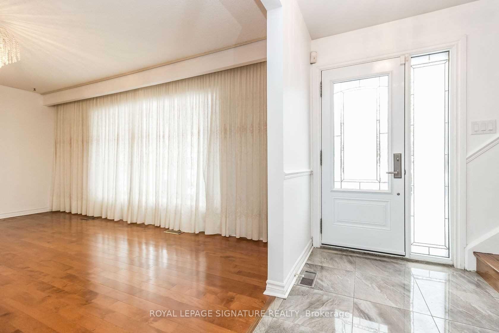 Photo 4 of Unit Upper, 19 Starlake Drive, Scarborough, Morningside — HOMEH