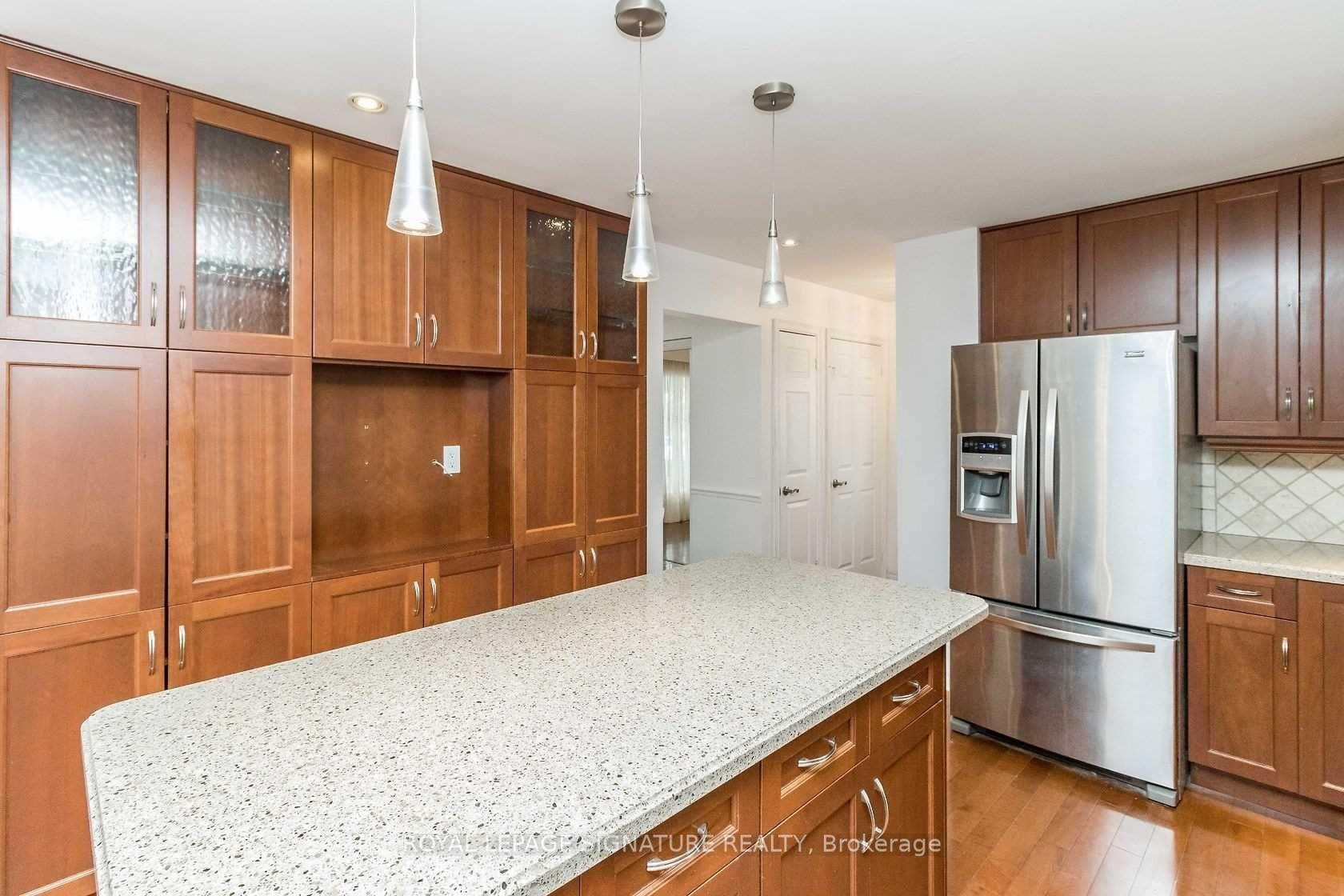 Photo 7 of Unit Upper, 19 Starlake Drive, Scarborough, Morningside — HOMEH