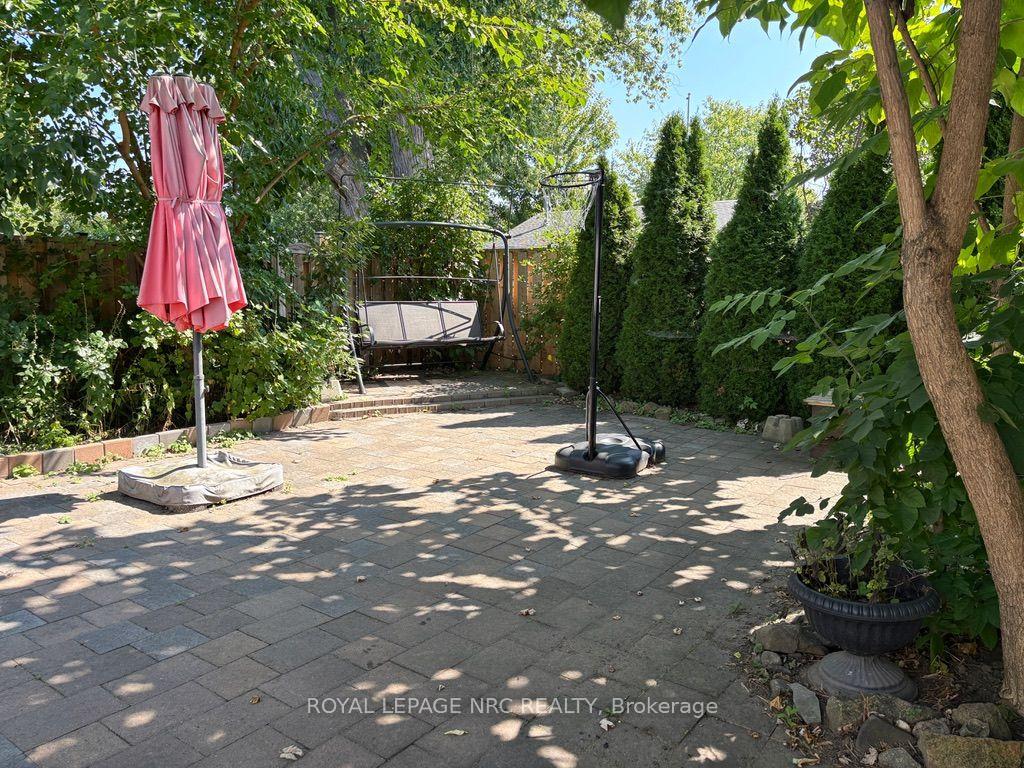 Photo 3 of 11 Rebecca Street, St. Catharines, Ridley — HOMEH