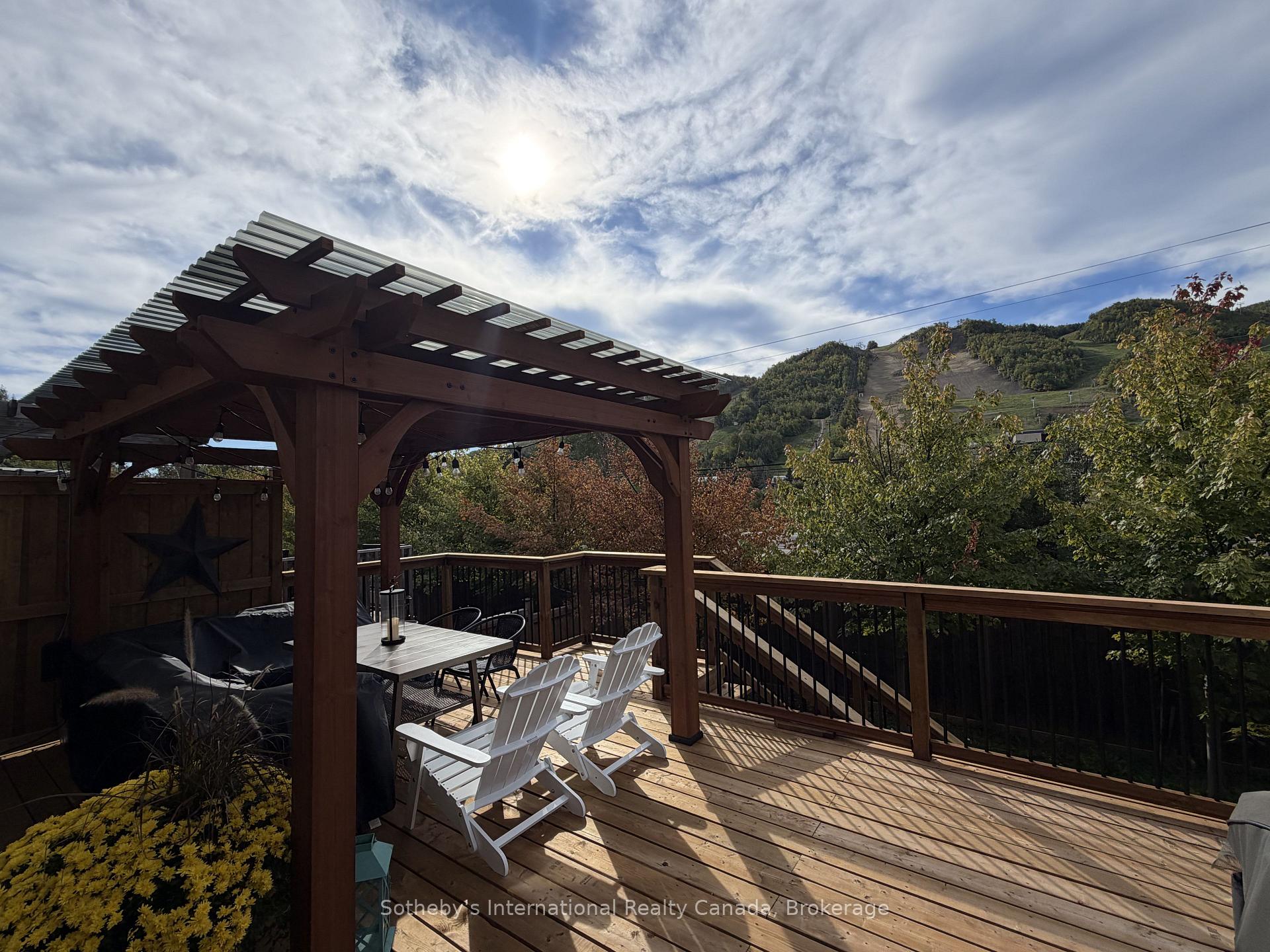 Photo 11 of 116 Delphi Lane, Blue Mountains — HOMEH