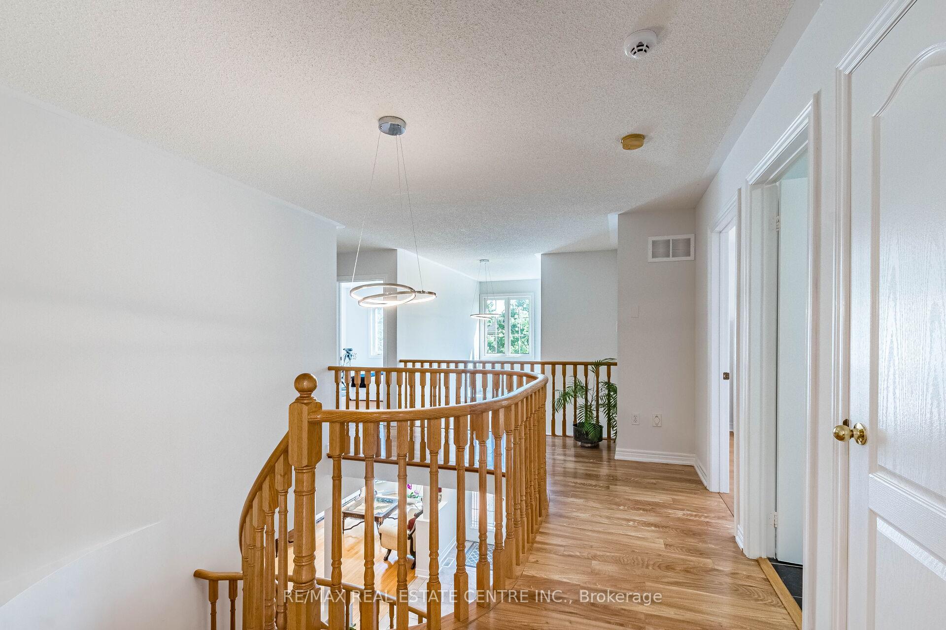 Photo 15 of 5343 Russell View Road, Mississauga, Central Erin Mills — HOMEH
