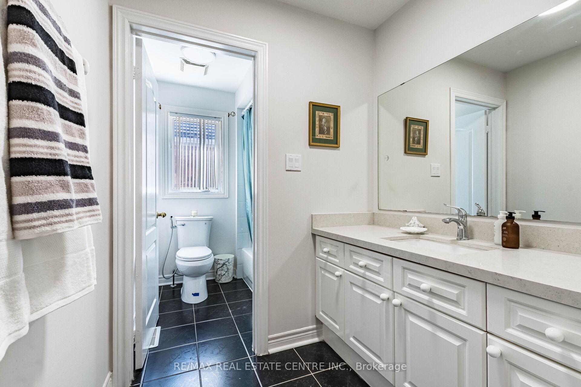 Photo 24 of 5343 Russell View Road, Mississauga, Central Erin Mills — HOMEH