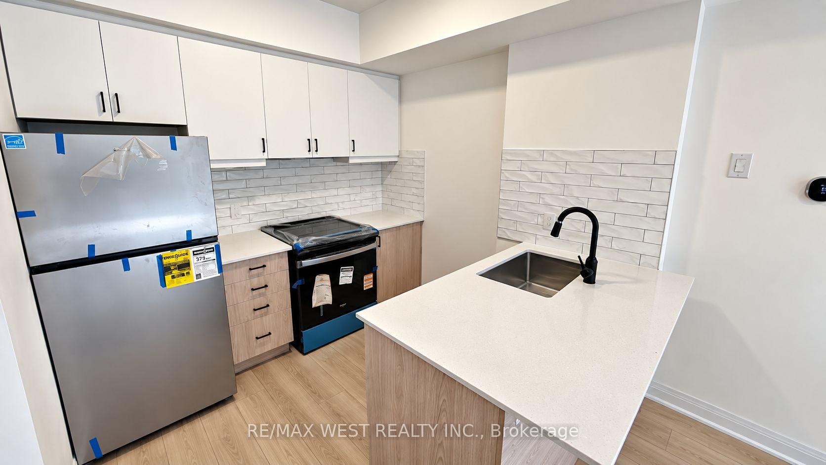 Photo 5 of Unit 7, 521 Big Bay Point Road, Barrie, Painswick South — HOMEH
