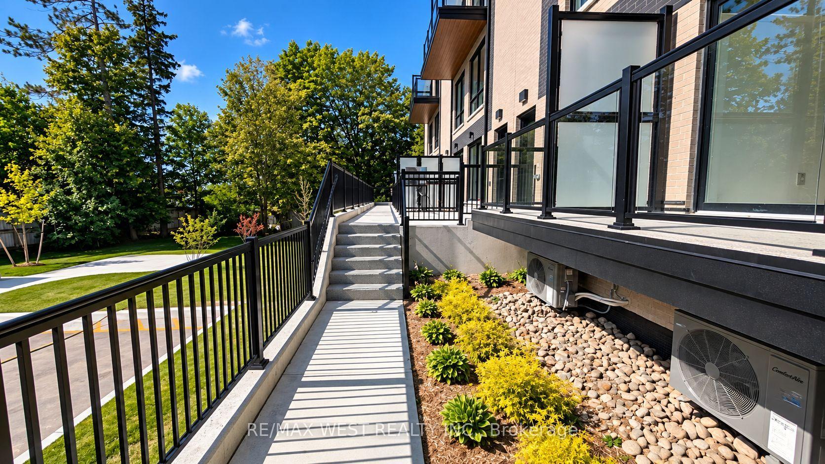 Photo 23 of Unit 7, 521 Big Bay Point Road, Barrie, Painswick South — HOMEH