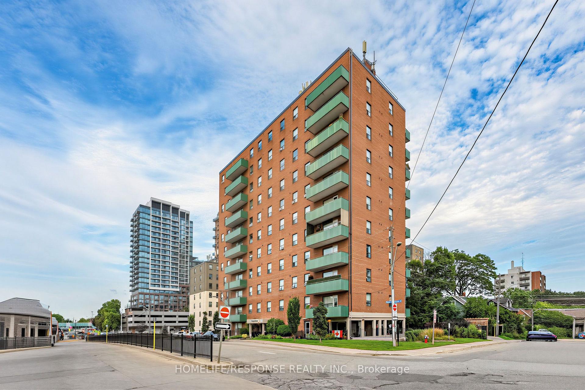 Photo 1 of Unit 103, 49 Queen Street E, Mississauga, Port Credit — HOMEH