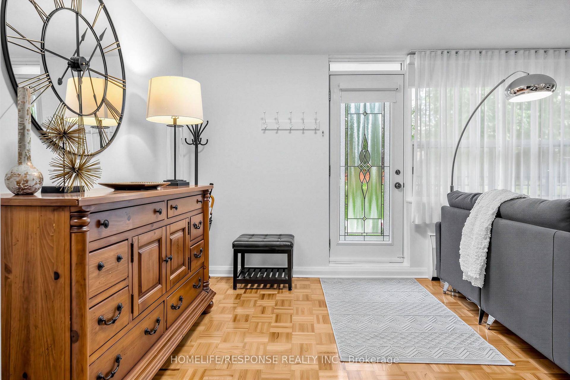 Photo 7 of Unit 103, 49 Queen Street E, Mississauga, Port Credit — HOMEH
