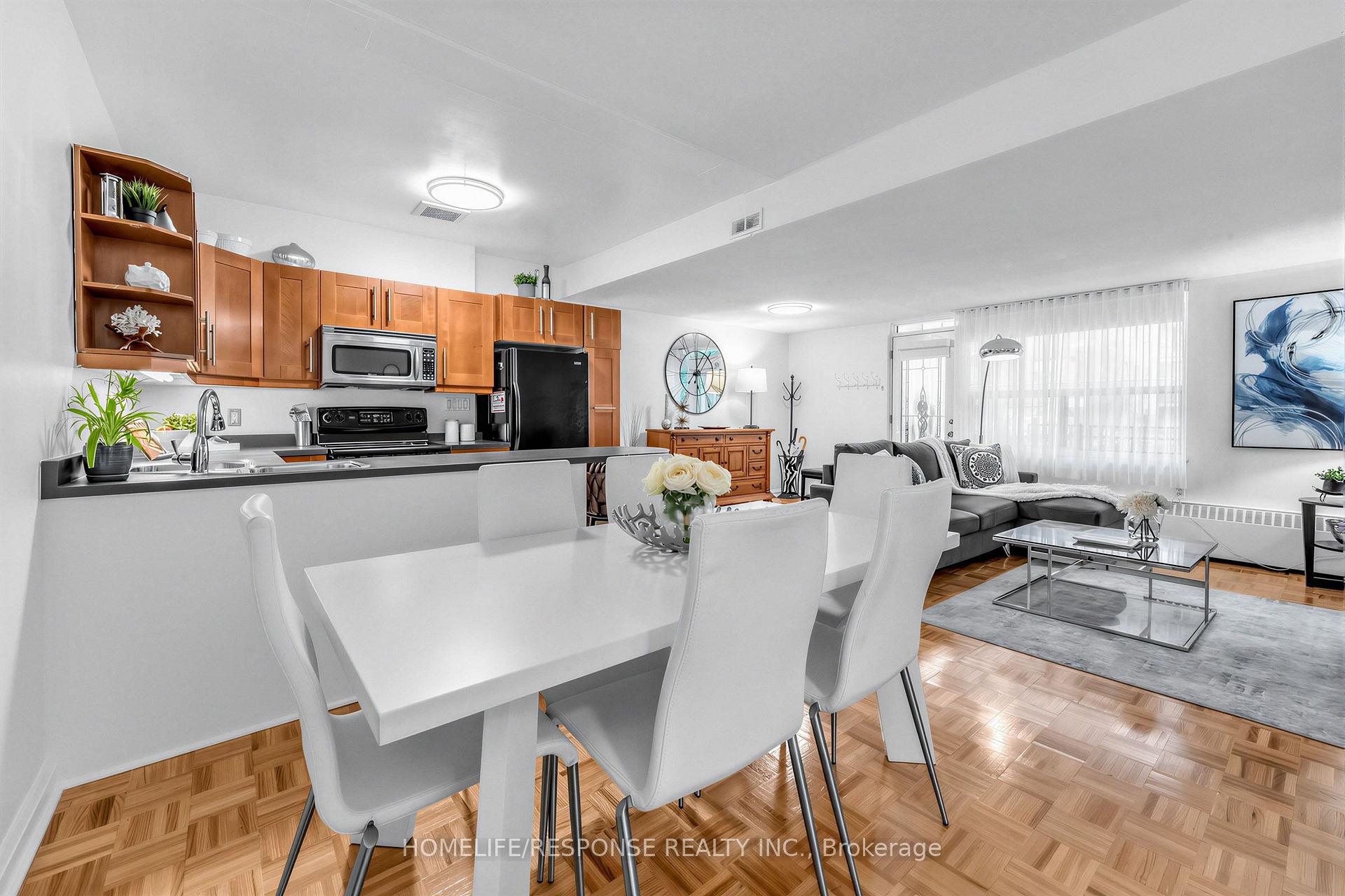 Photo 8 of Unit 103, 49 Queen Street E, Mississauga, Port Credit — HOMEH
