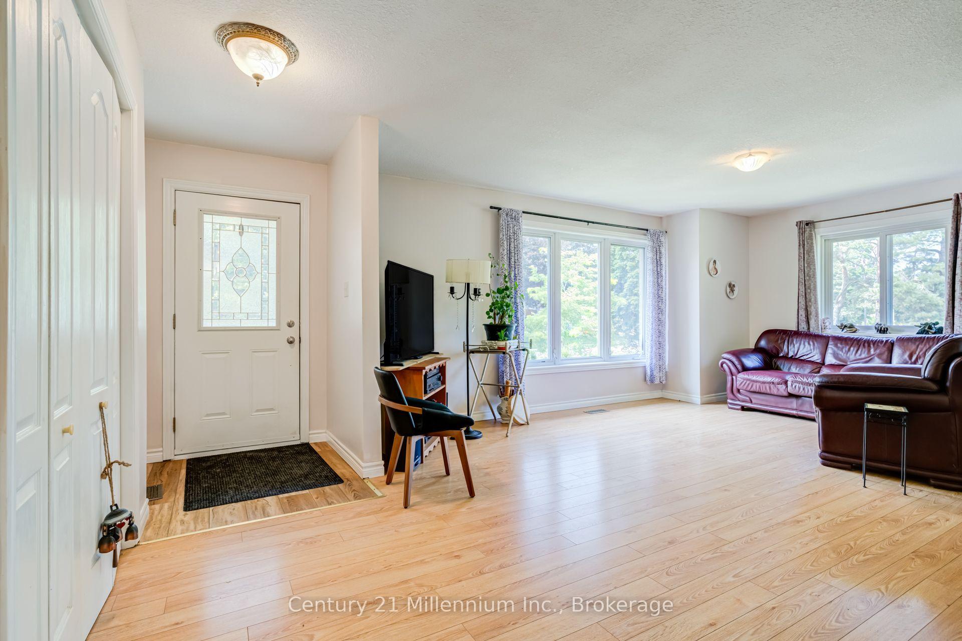 Photo 8 of 87A Union Street, Arran-Elderslie — HOMEH