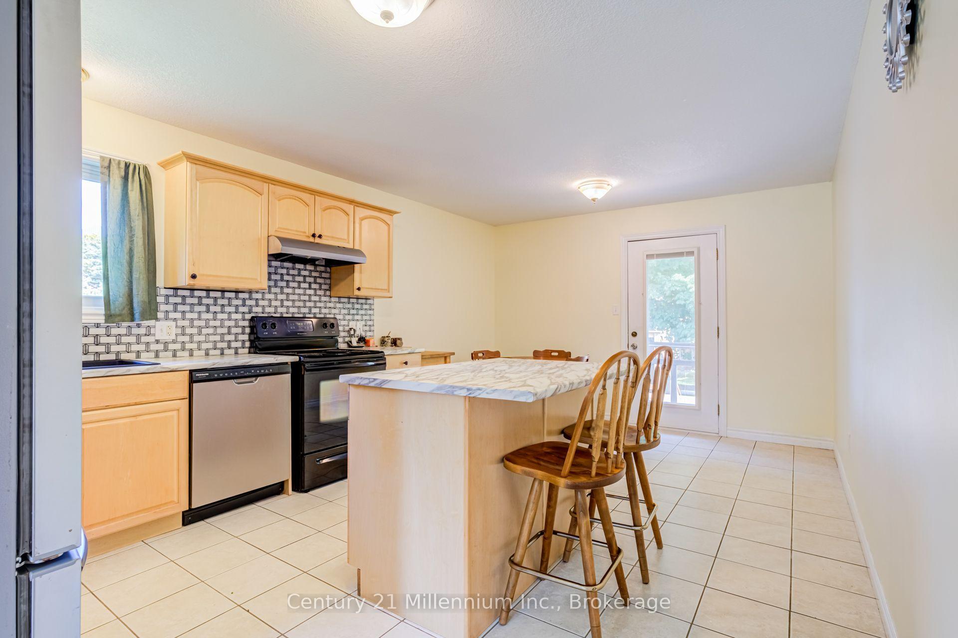Photo 12 of 87A Union Street, Arran-Elderslie — HOMEH
