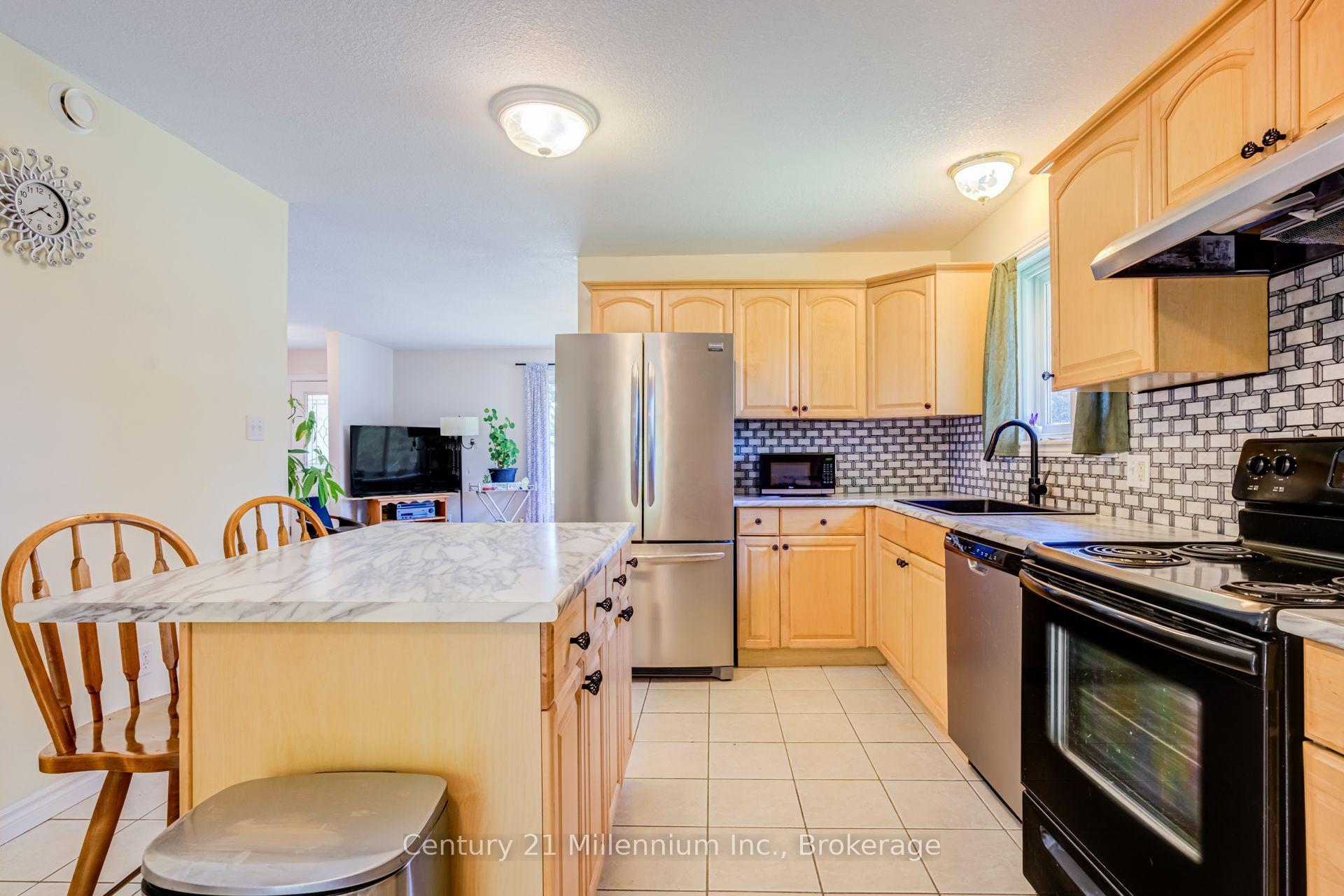Photo 14 of 87A Union Street, Arran-Elderslie — HOMEH