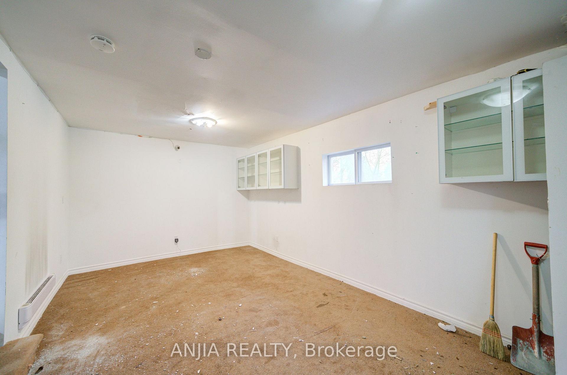 Photo 25 of 27 Jonquil Crescent, Markham, Bullock — HOMEH