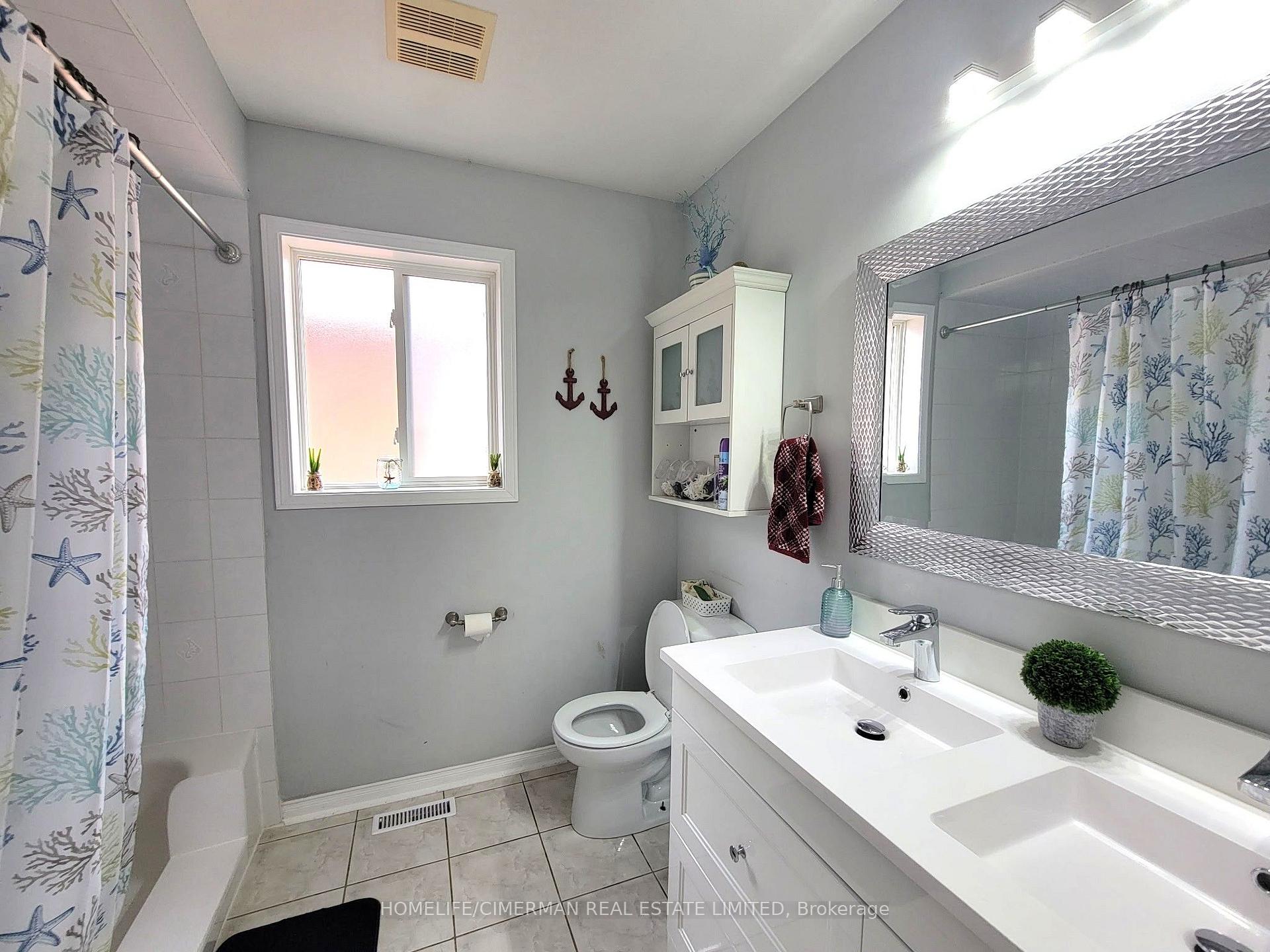 Photo 20 of 256 Mcbride Crescent, Newmarket, Summerhill Estates — HOMEH