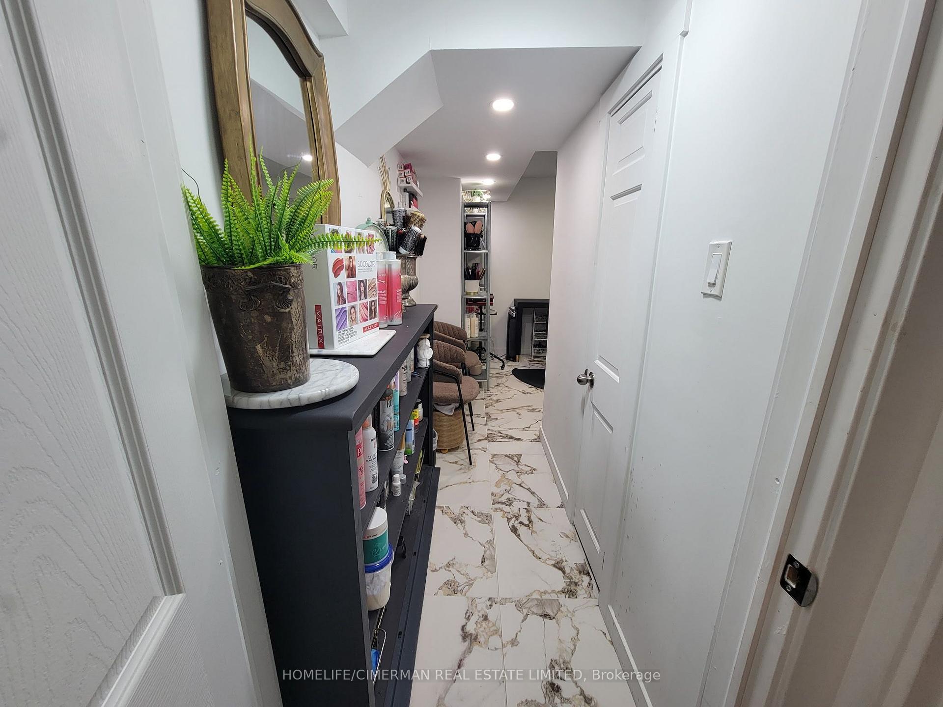 Photo 25 of 256 Mcbride Crescent, Newmarket, Summerhill Estates — HOMEH