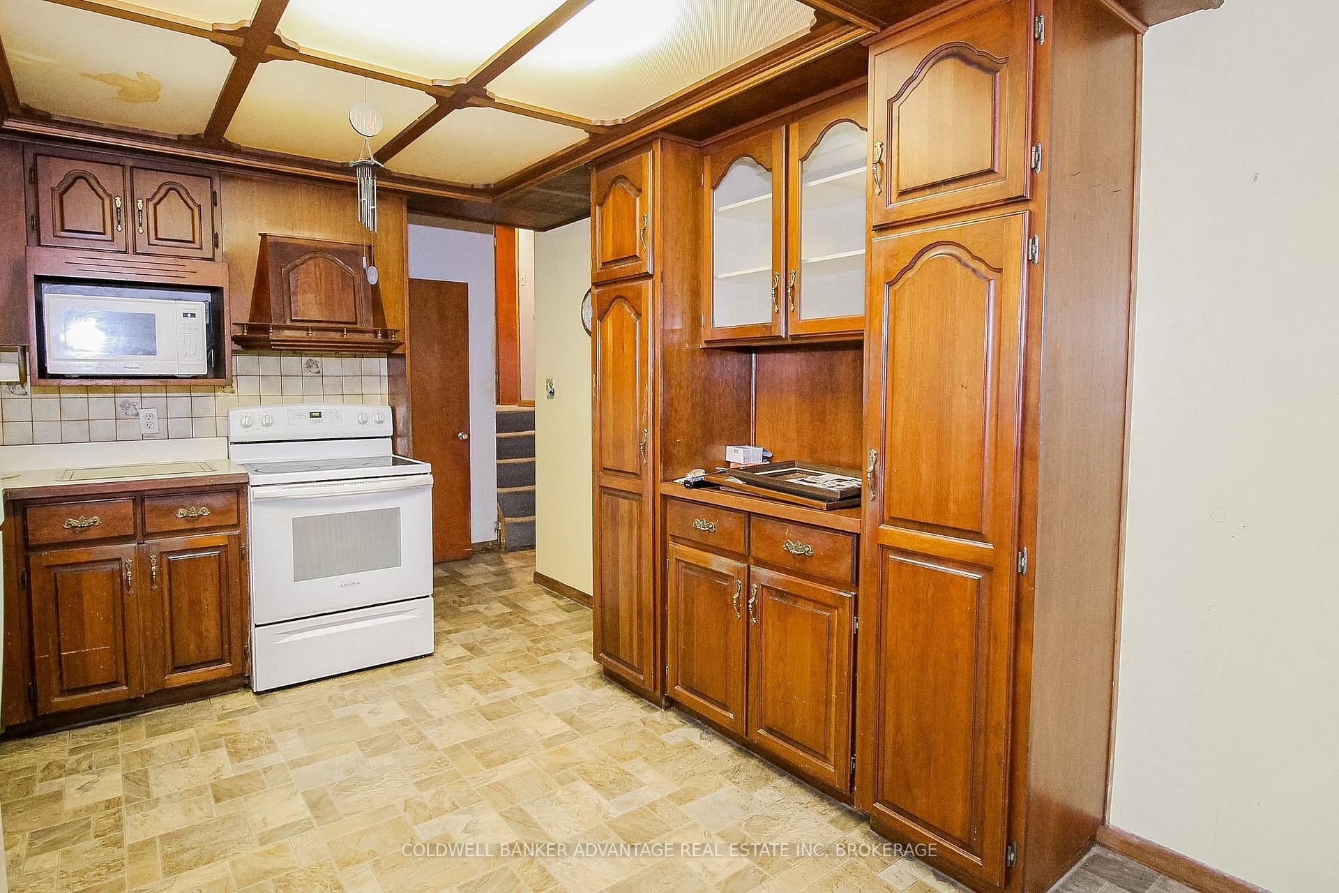 Photo 11 of 27 Hughes Avenue, Welland, Lincoln/Crowland — HOMEH