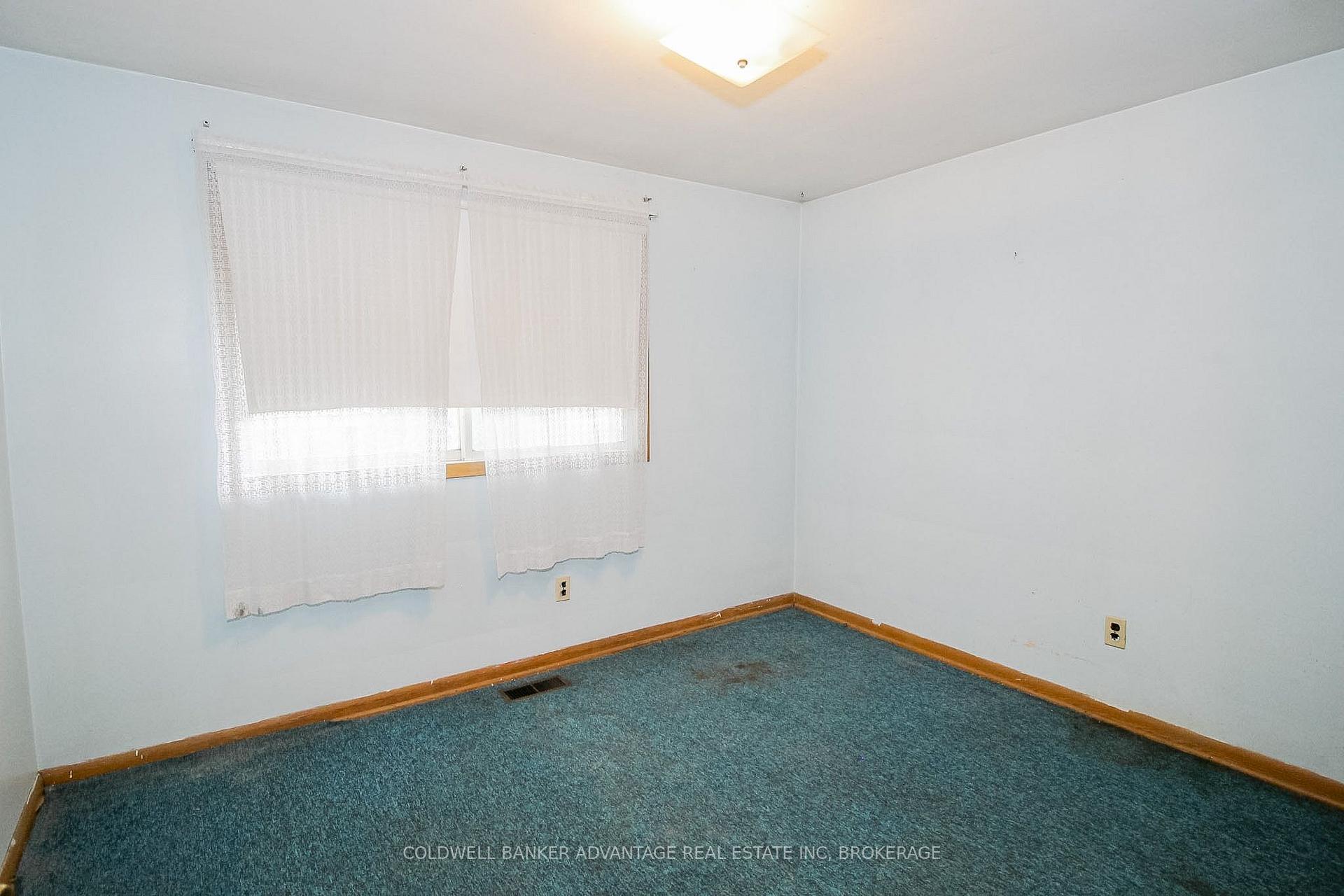 Photo 15 of 27 Hughes Avenue, Welland, Lincoln/Crowland — HOMEH