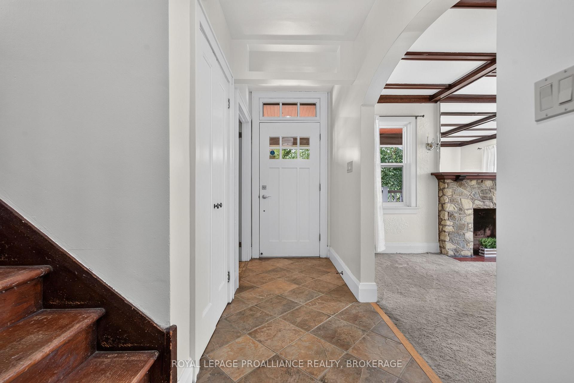 Photo 3 of 130 Macdonnell Street, Kingston, Central City East — HOMEH