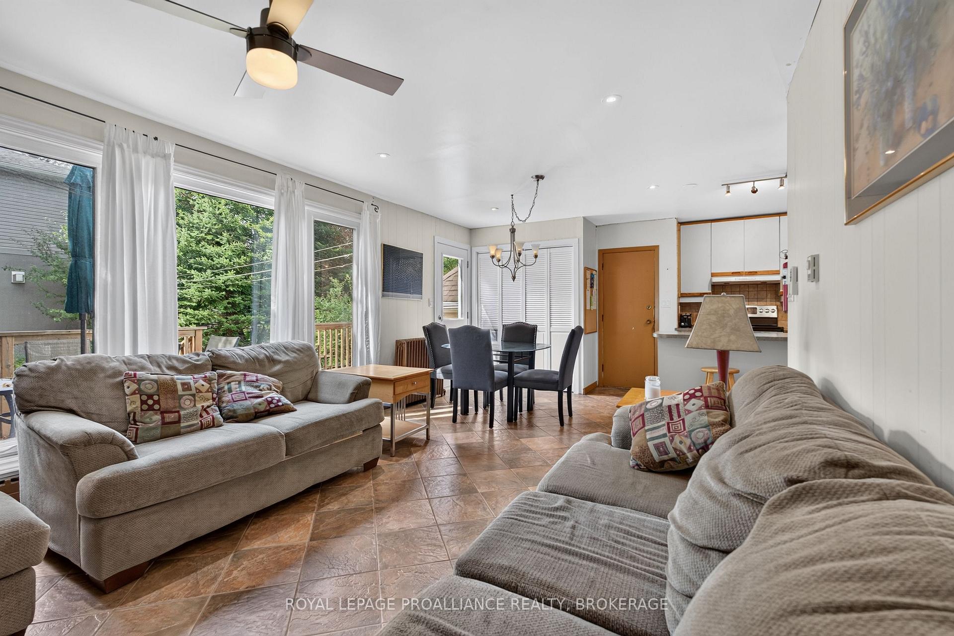 Photo 10 of 130 Macdonnell Street, Kingston, Central City East — HOMEH