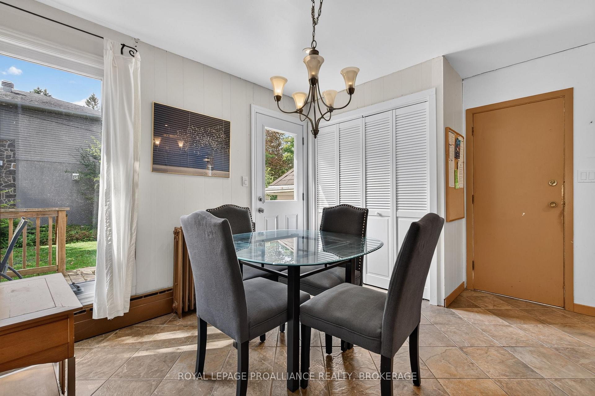 Photo 11 of 130 Macdonnell Street, Kingston, Central City East — HOMEH