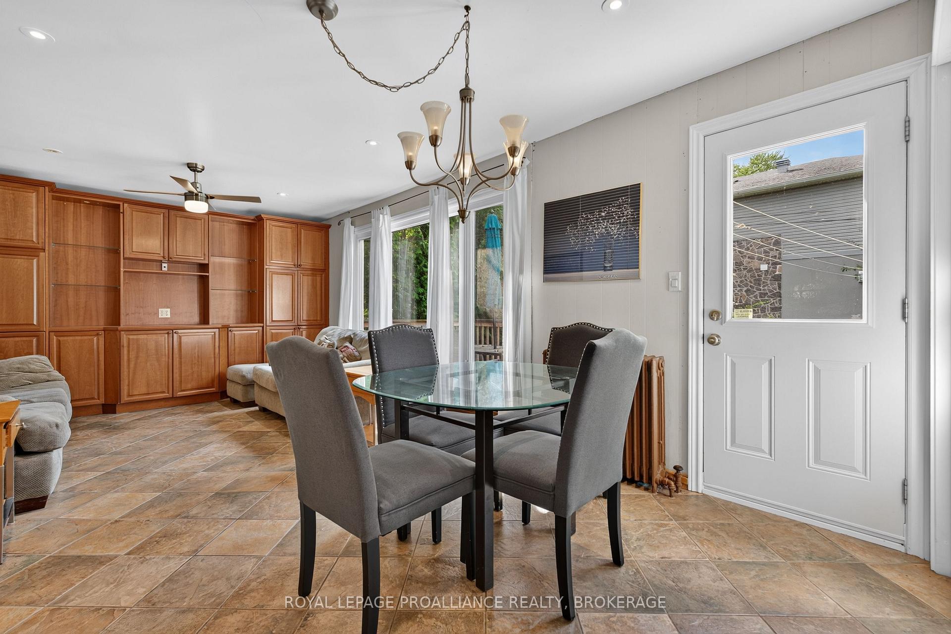 Photo 12 of 130 Macdonnell Street, Kingston, Central City East — HOMEH