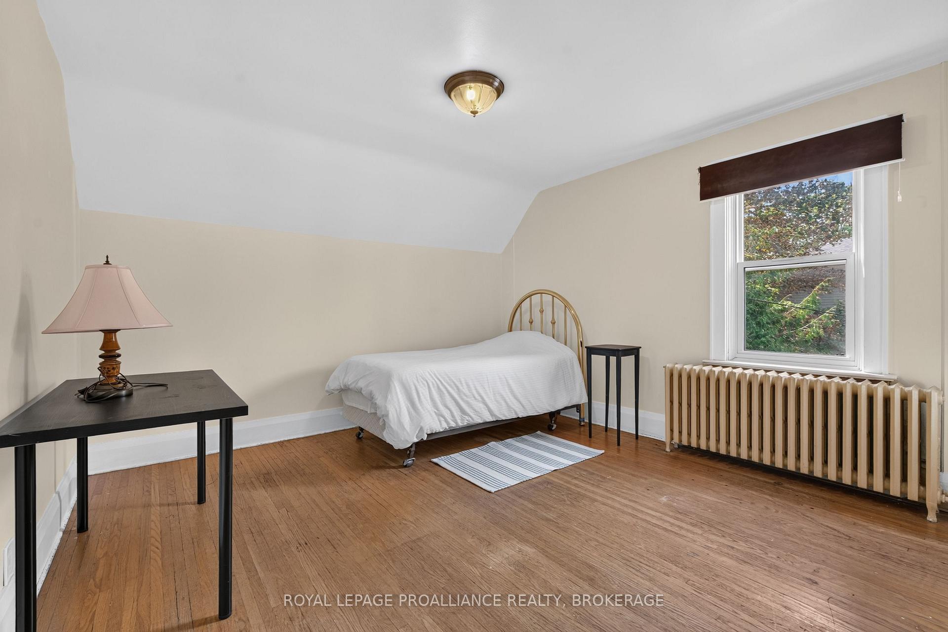 Photo 26 of 130 Macdonnell Street, Kingston, Central City East — HOMEH