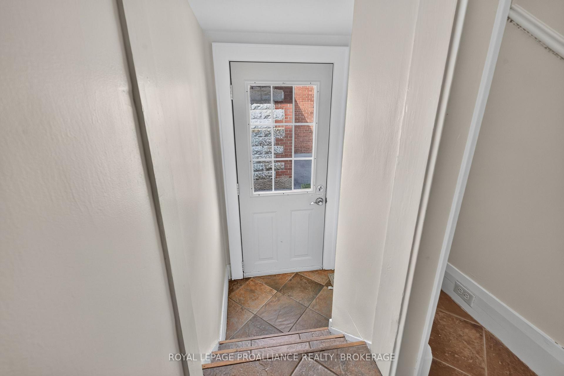 Photo 33 of 130 Macdonnell Street, Kingston, Central City East — HOMEH