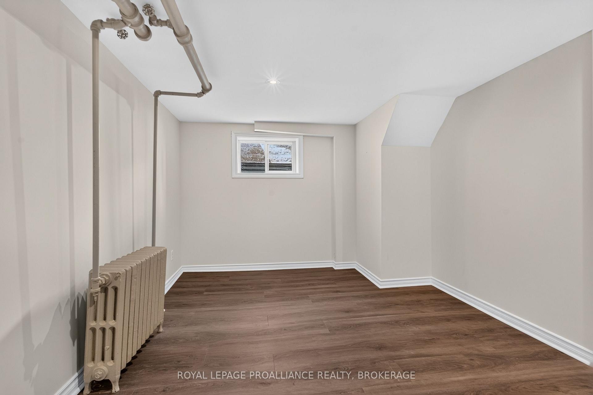 Photo 36 of 130 Macdonnell Street, Kingston, Central City East — HOMEH