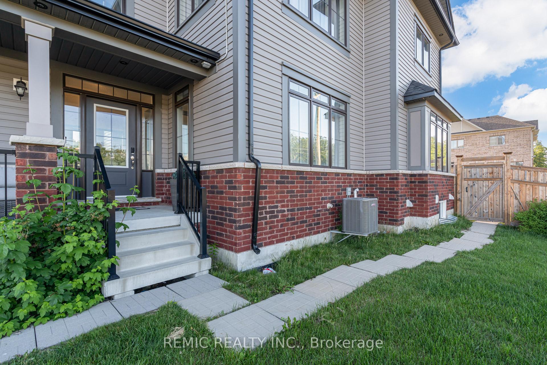 Photo 3 of 234 William Fair Drive, Clarington, Bowmanville — HOMEH