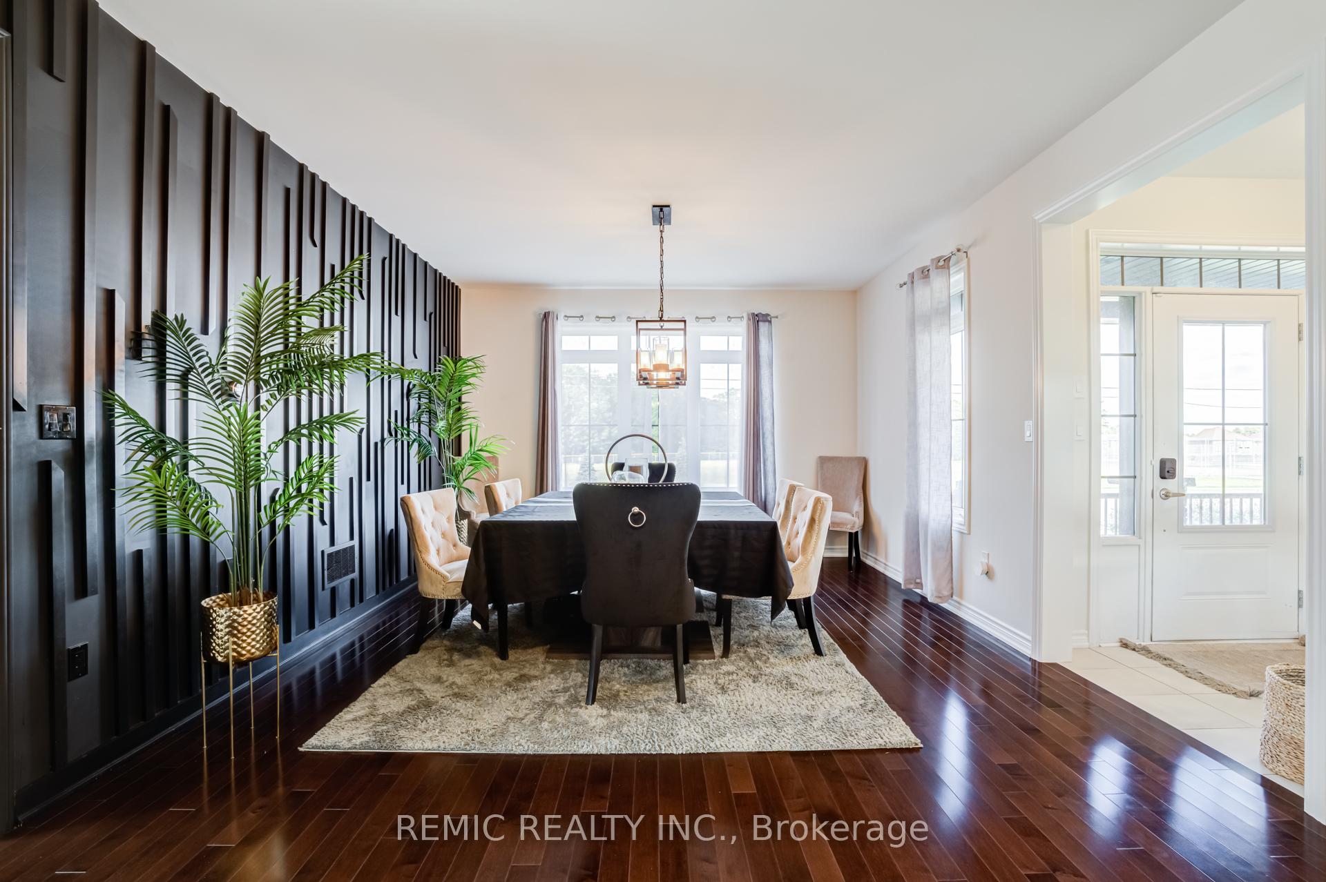 Photo 8 of 234 William Fair Drive, Clarington, Bowmanville — HOMEH