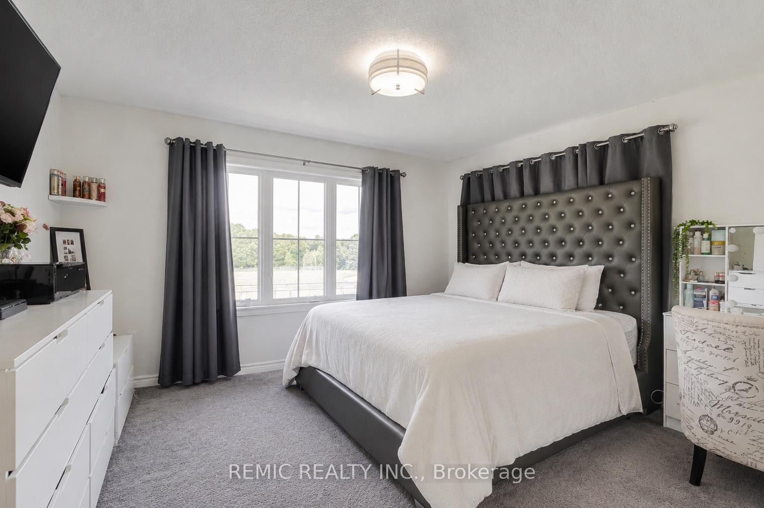 Photo 23 of 234 William Fair Drive, Clarington, Bowmanville — HOMEH